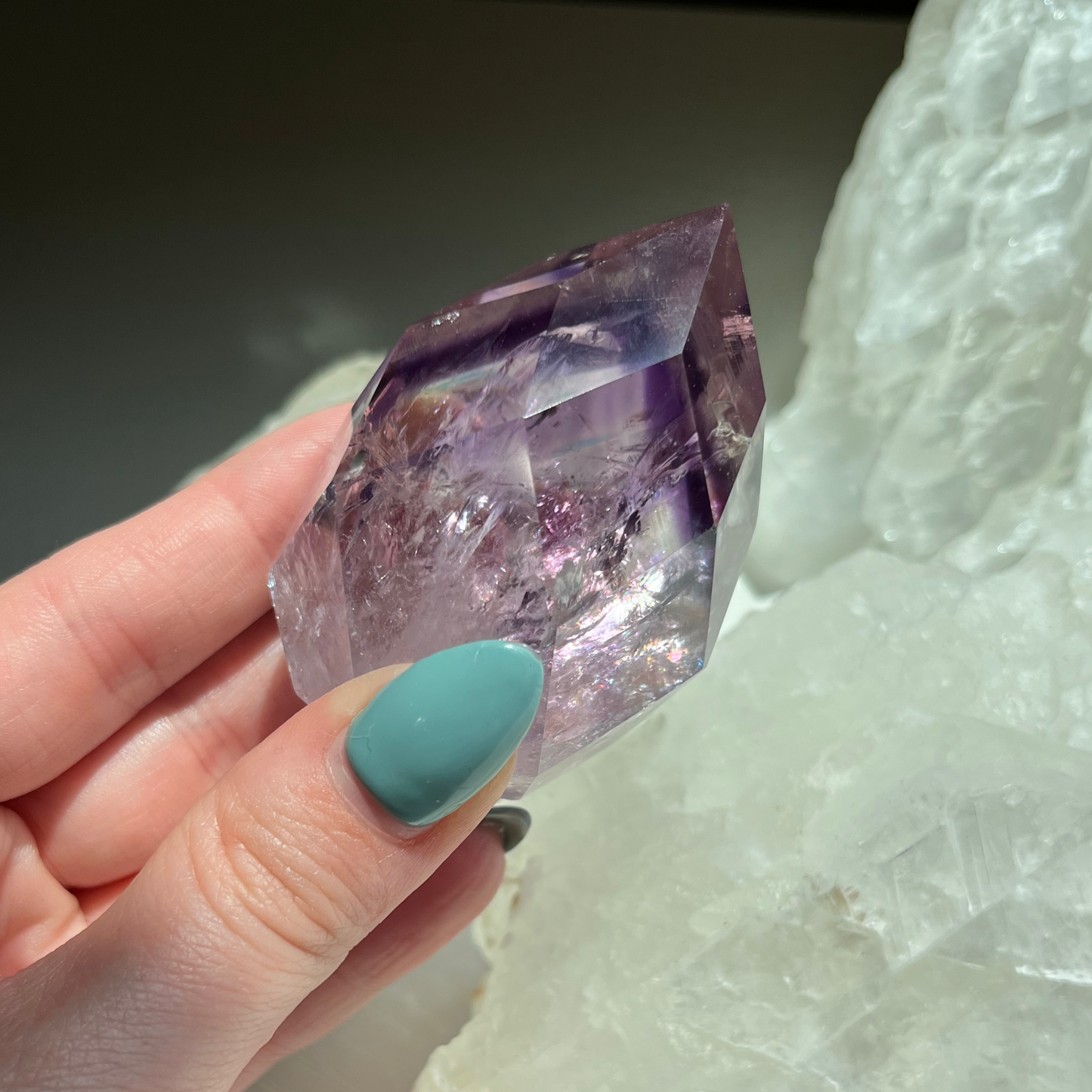 Faceted Phantom Amethyst Flame | CN